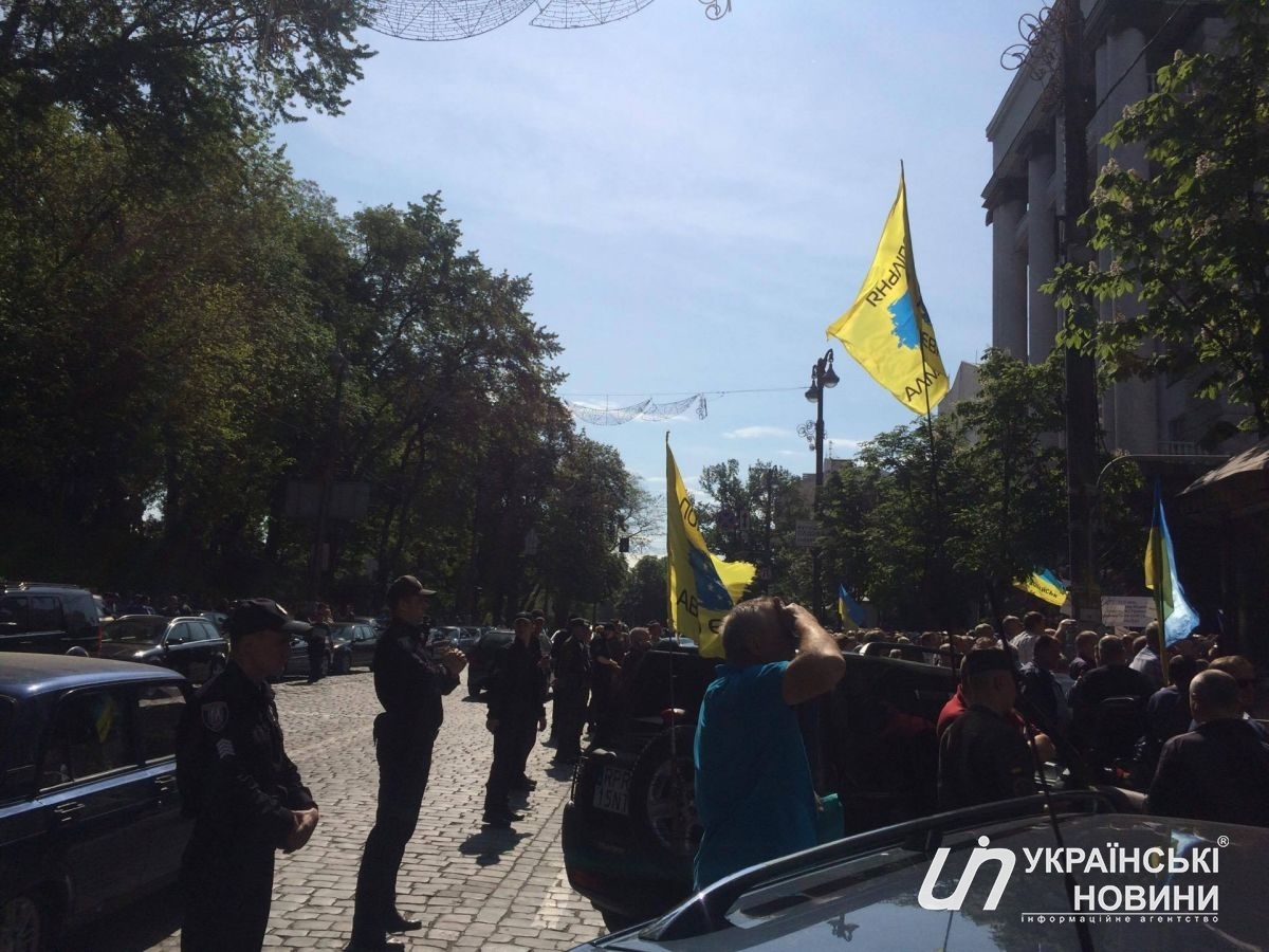 Люди требуют пересчета пенсий