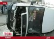 В Киеве BMW въехал в Honda, маршрутка перевернулась, а Daewoo съехал в переход