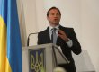 Томенко: добровольной отставкой Довгий отделался от уголовных дел