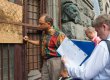 Виконавча служба не змогла увійти до приміщення магазину "Сяйво"