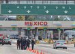 На границе Мексики и США обвалилась крыша пропускного пункта