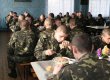 В Крыму командир воинской части заставил солдат разгружать кирпичь для частного лица