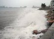 На пляж Ялти викинуло труп змитої в Алушті з пірсу жінки