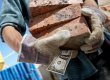 В Одессе рабочие депутата-регионала перекрыли дорогу с требованием выплатить зарплату