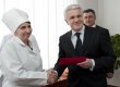 Литвин пообещал женщинам Барановки бороться с их одинокостью
