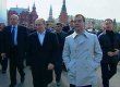 Путін на першотравневій демонстрації: "Працювати треба більше"