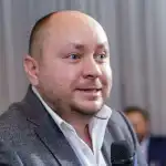Денис Іванеско