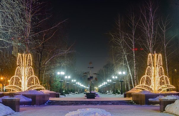 Зарплату госслужащим в Донецке задержат почти на два месяца. Фото: соцсети