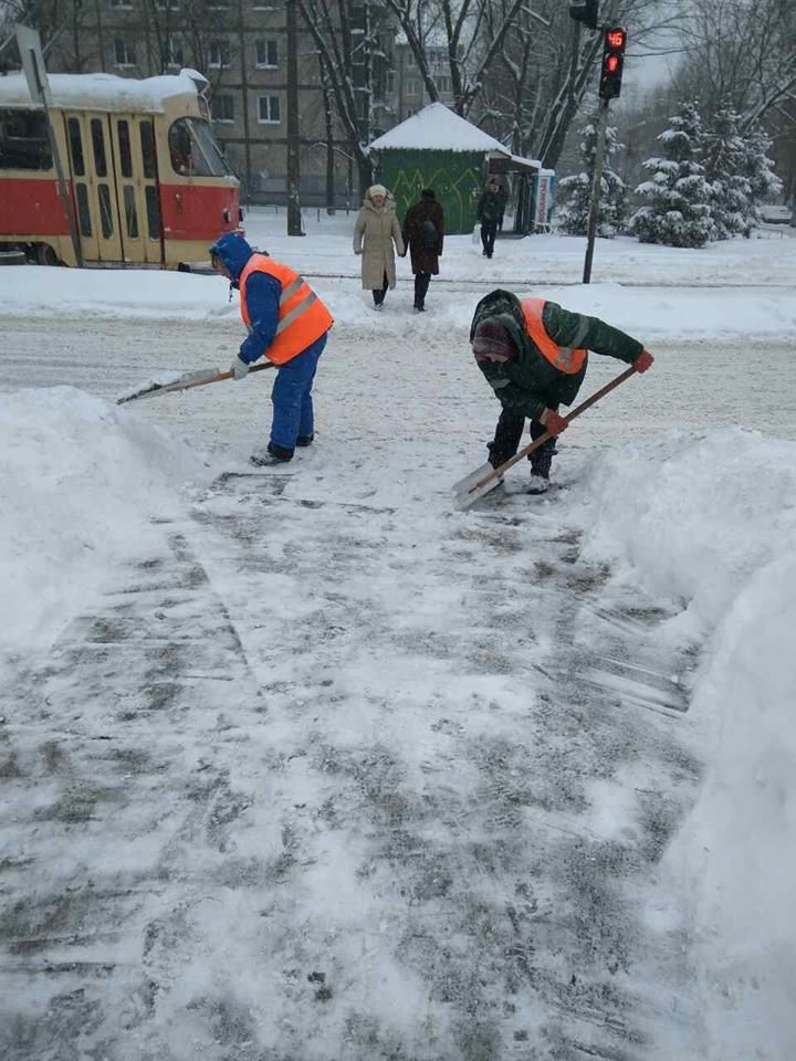Снегоуборка. Фото:facebook.com/groups/763792143783109/