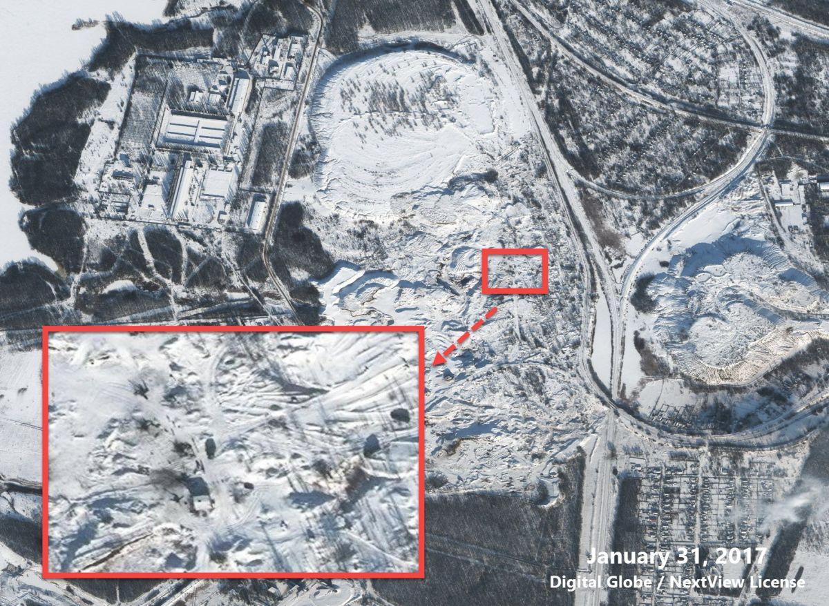 Координати &mdash; 48.099163, 37.892554. Digital Globe / NextView License