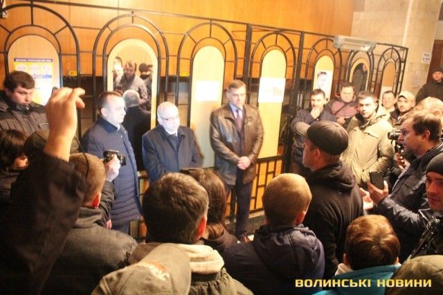 Активисты не захватывали ОГА. Фото: volynnews.com