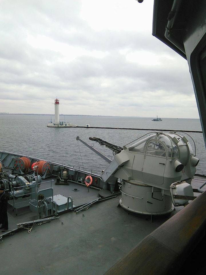 Офицеры украинских ВМС изучают опыт НАТО. Фото: facebook.com/GeneralStaff.ua/