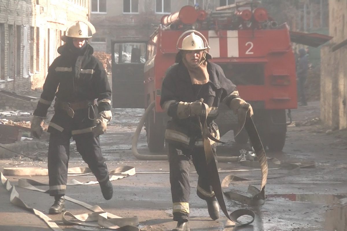Причина виникнення пожежі встановлюються. Фото: kharkiv.dsns.gov.ua