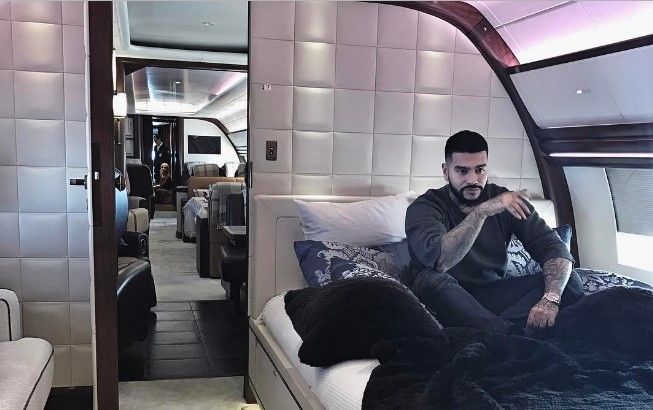 Тимати в самолете Кадырова. Фото: instagram.com/timati_yunusov