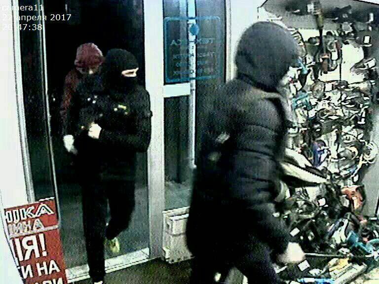 В Киеве орудуют  разбойники-хронометристы. Фото: facebook.com/Оксана Блищик 