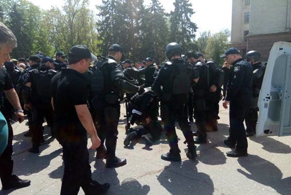 В Одеессе задержали 4 человека. Фото: od.npu.gov.ua