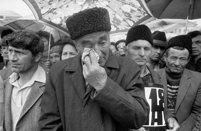 Даже после возвращения домой, татары не имели возможности начать нормальную жизнь. Фото: facebook.com/menan.samir