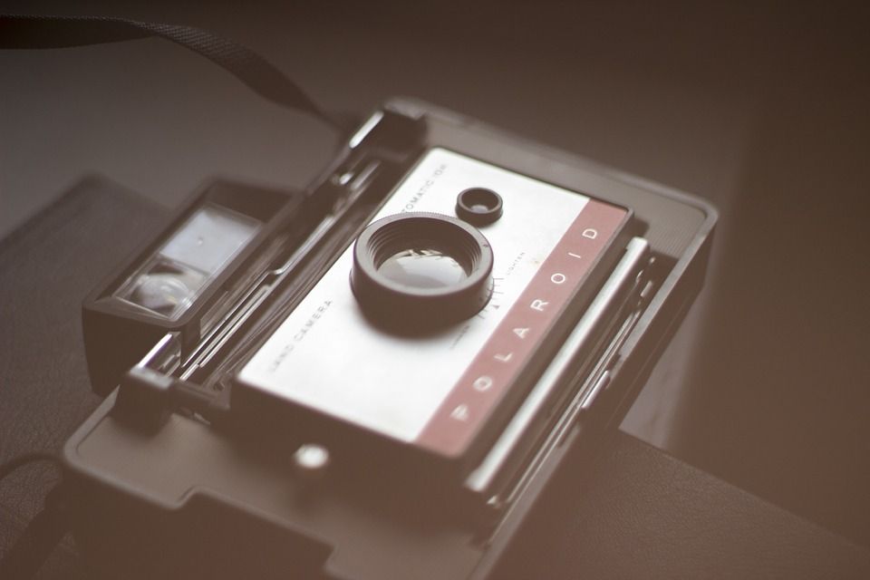 Фотоаппараты Polaroid выпускаются до сих пор. Фото: pixabay.com