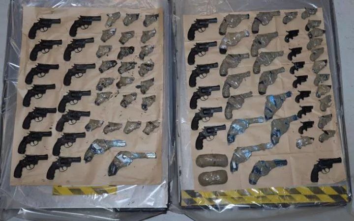 Все пистолеты в абсолютно рабочем состоянии. Фото: nationalcrimeagency.gov.uk