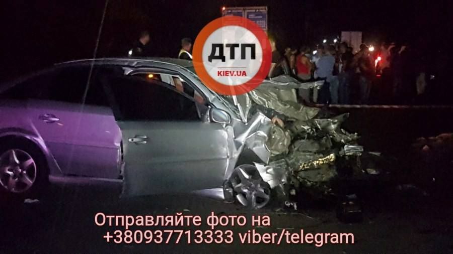  Автомобілі ВАЗ і Opel рухалися назустріч один одному