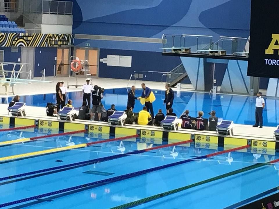 Он плыл четыре дистанции и был первым. Фото: facebook.com/InvictusGamesTeamUkraine