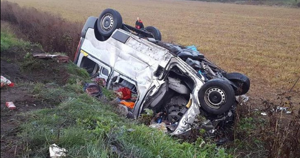 Выжить в смертельной аварии удалось только одному пассажиру автобуса.