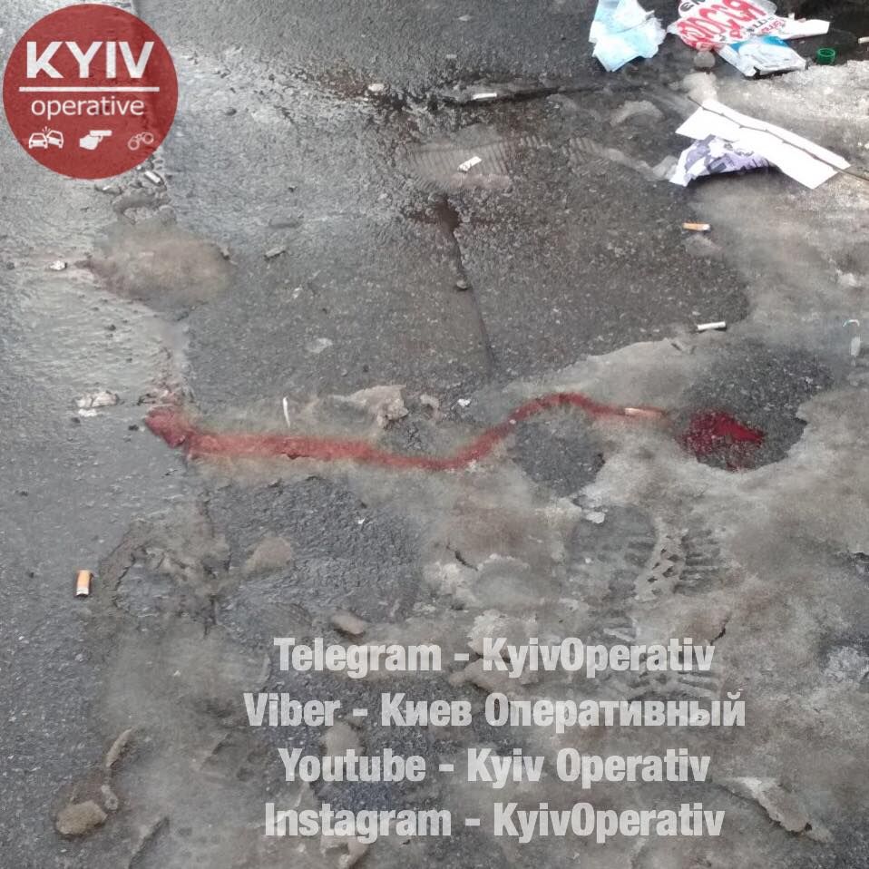 Перестрелка возле Святошинского райсуда. Фото: facebook.com/KyivOperativ