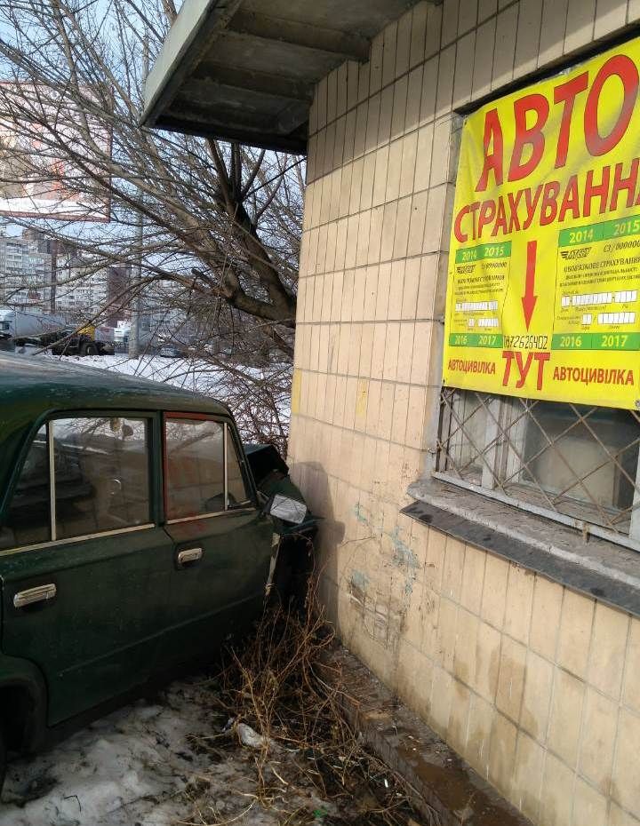 Два подростка за ночь угнали два автомобиля. Фото: facebook.com/ГУ НП в Киевской области