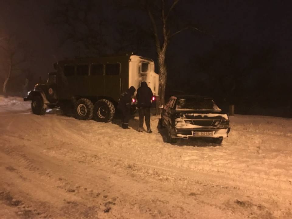 С 28 февраля в Николаеве сильная метель. Фото: 0512.com.ua