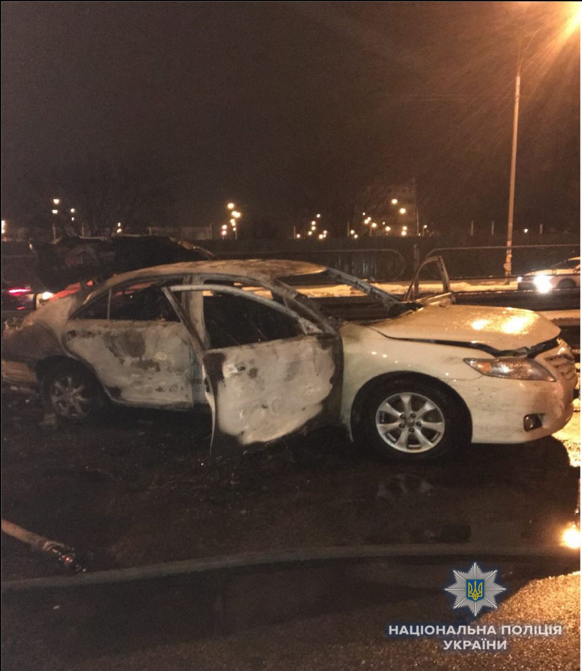Взрыв авто произошел возле метро 