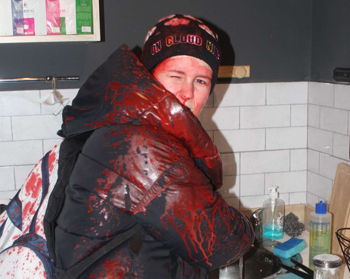 Участниц акции за права женщин облили краской. Фото: hromadskeradio.оrg