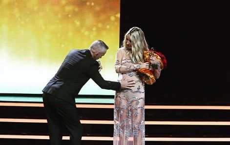 Исполнительница уже воспитывает дочь Еву. Фото:instagram.com/lobodaofficial