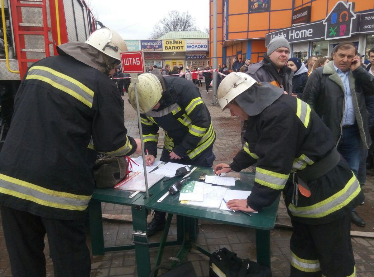 Возгорание возникло в одноэтажном магазине. Фото: dsns.gov.ua