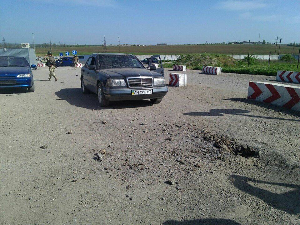 Боевики обстреляли пункт пропуска 