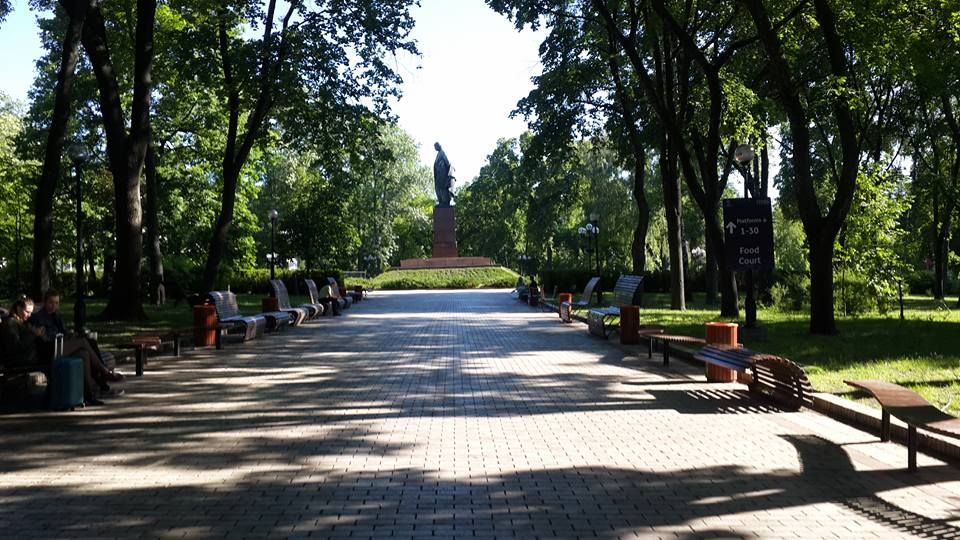 Парк Шевченко на утро 27 мая. Фото: Богдан Воробей