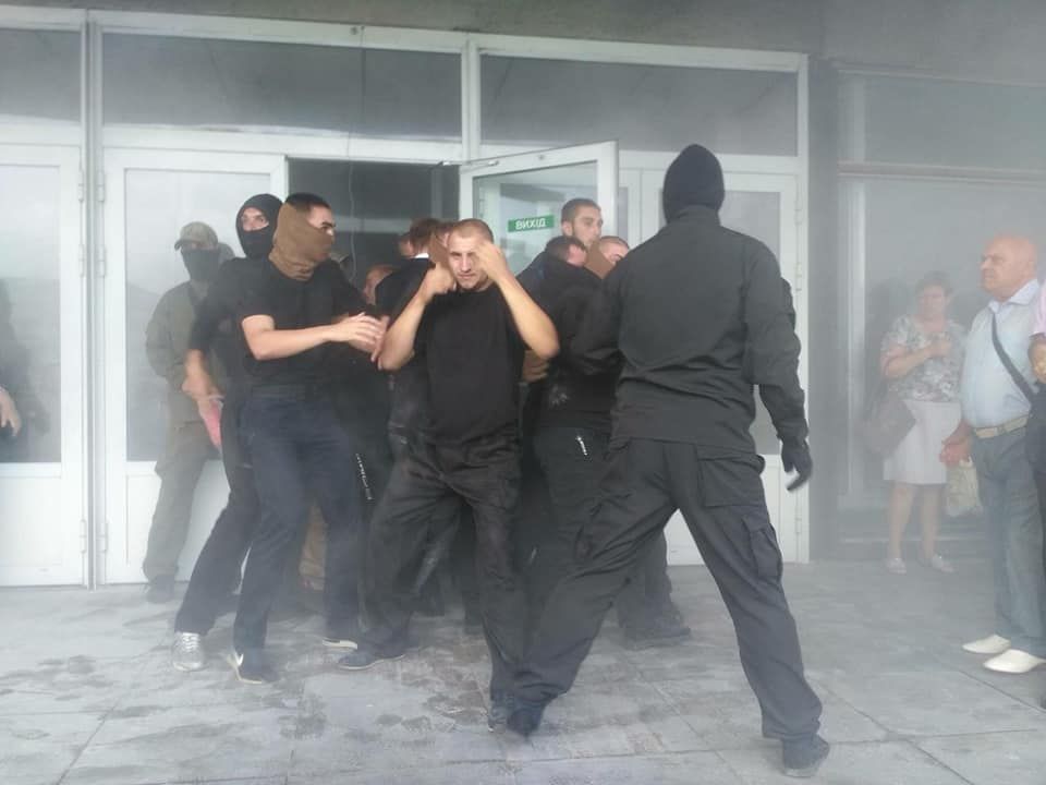 Рейдерская атака 