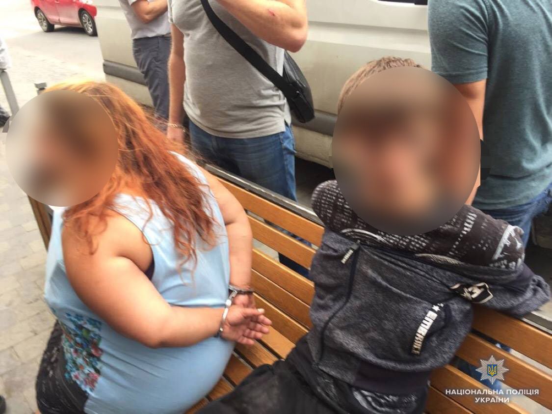 Полиция проверяет причастность к преступлению других людей. Фото: npu.gov.ua