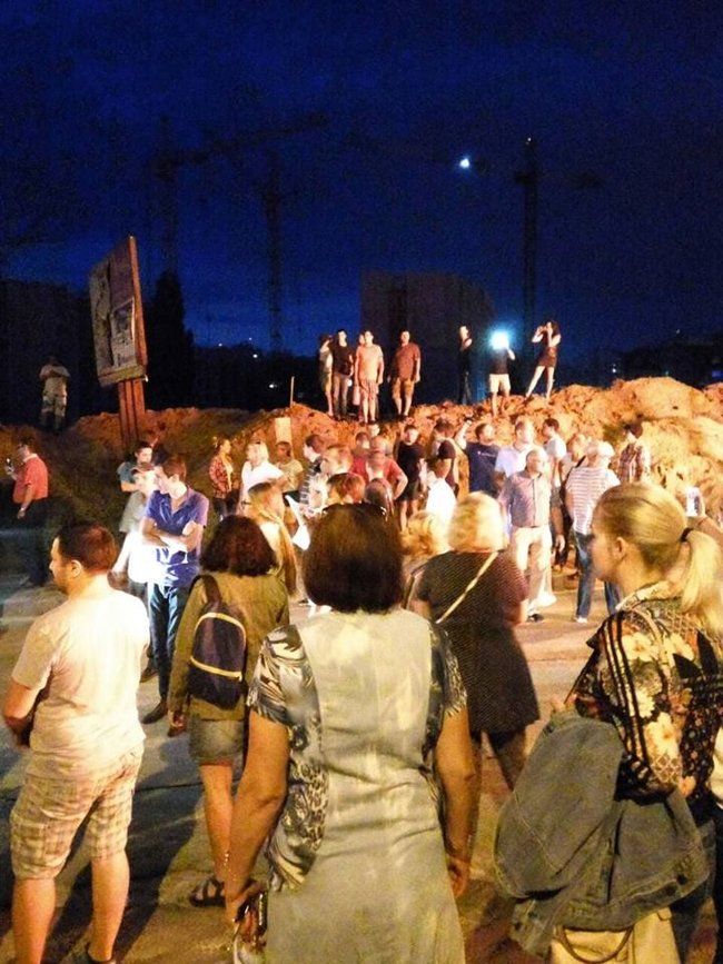 В Вишневом протестуют против незаконной застройки. Фото: 