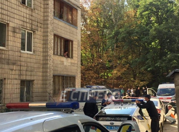 В Киеве бездомный обнаружил труп младенца