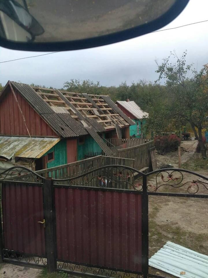 Наслідки вибухів на арсеналі під Ічнею. Фото: facebook.com/Підслухано в Ічні