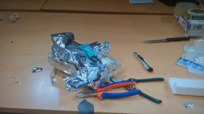 Наркотики адресовались двум людям, не знавшим, что находится в посылке.
