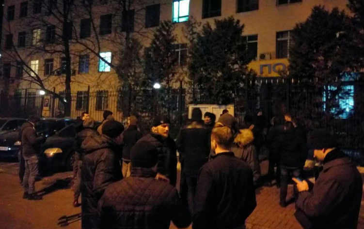 Около Дома профсоюзов в годовщину Майдана прошли протесты. Фото: fаcebook.com/c14.nеws.reservе