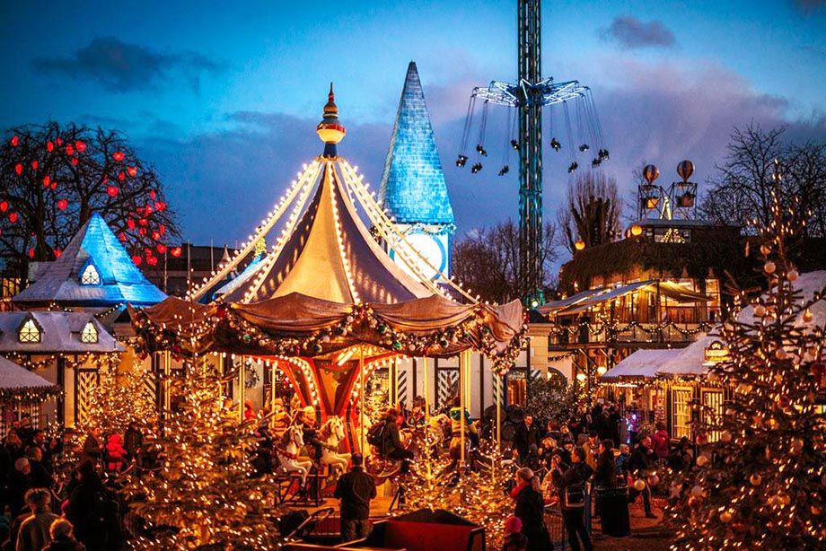 Копенгаген превращается в сказочный мир. Фото: koelnerweihnachtsmarkt.com