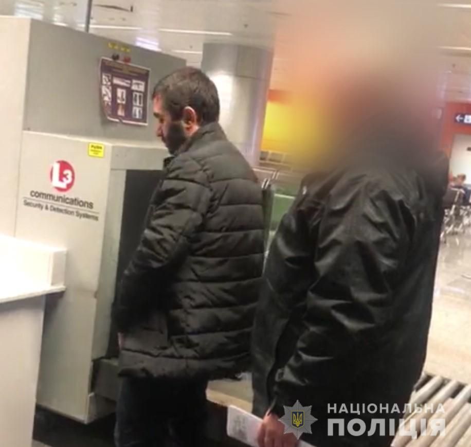 Теперь 3 года криминальный авторитет не сможет въехать в Украину. 