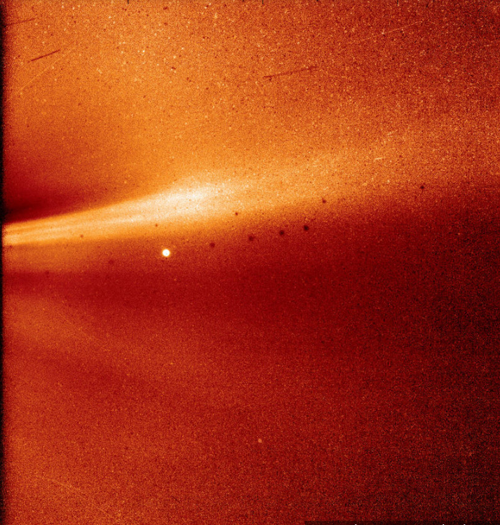 Следующий сближение с Солнцем зонд должен начать 4 апреля. Фото: NASA/Naval Research Laboratory/Parker Solar Probe
