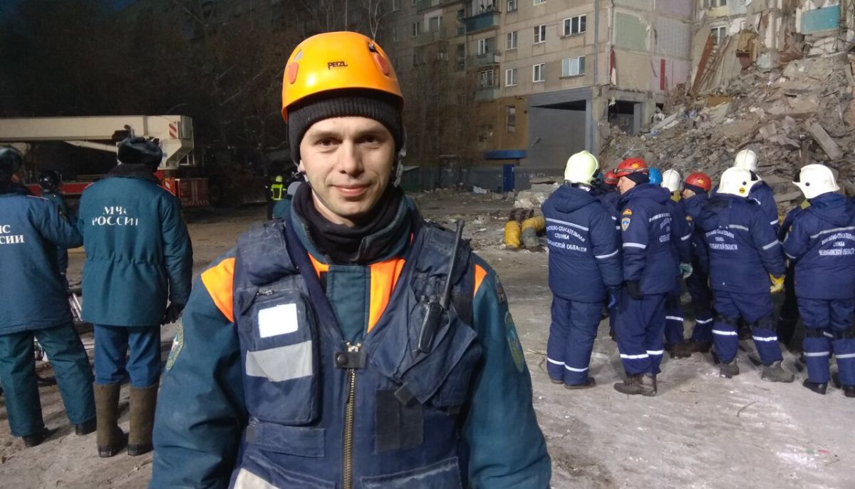 Спасатель Петр Гриценко. Фото: Анастасия Серова / Пресс-служба администрации Магнитогорска