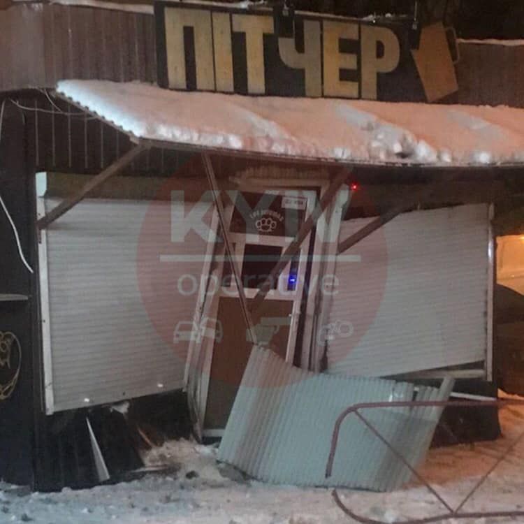 Автомобиль был на литовских номерах.