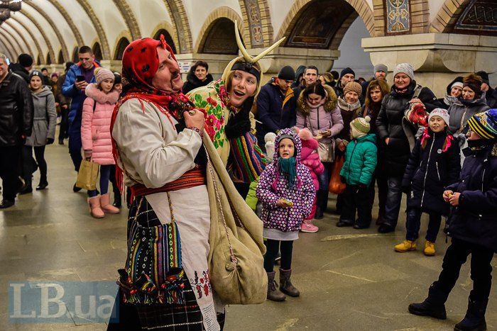 Представление собрало много зрителей. Фото: Макс Требухов/ lb
