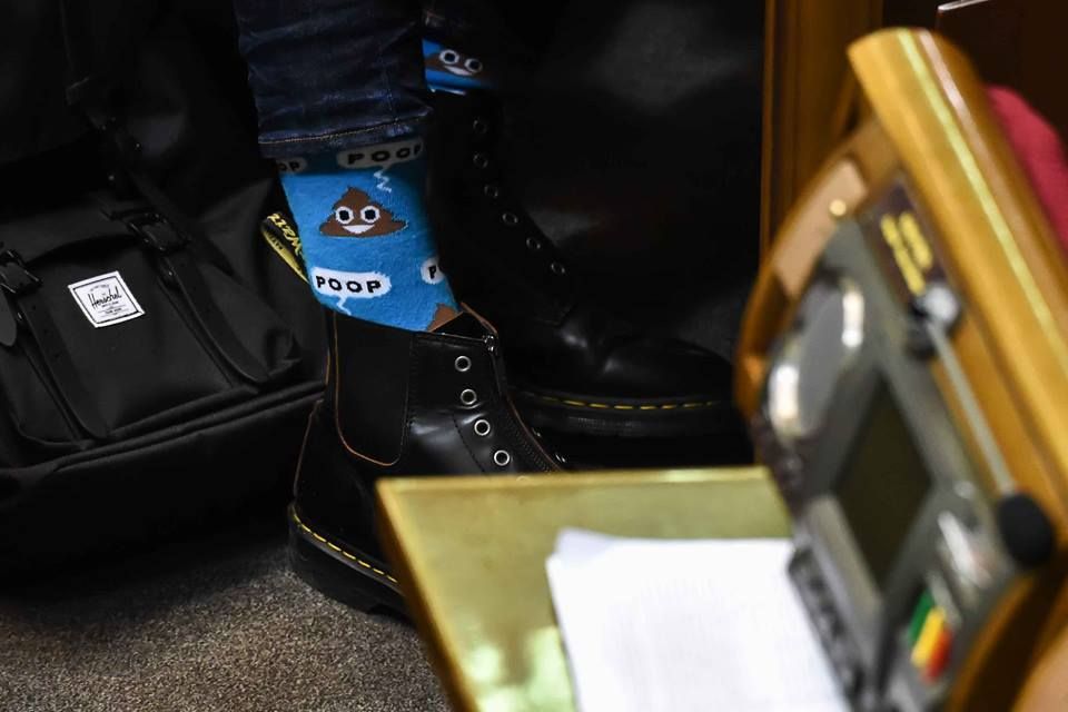 Лещенко прийшов у Раду у шкарпетках з