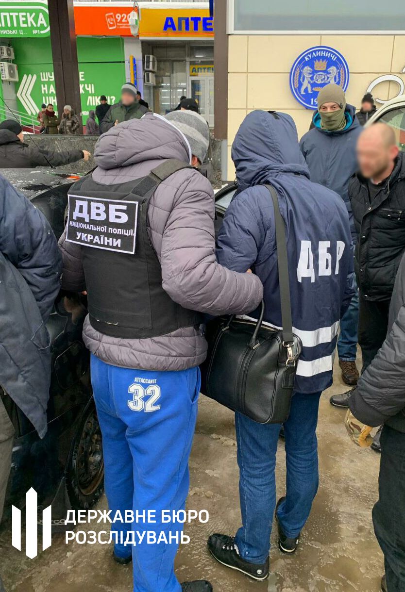 Пограничник создавал видимость пересечения границы иностранцами.